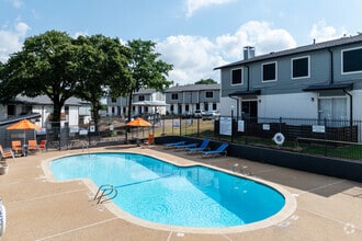 Building Photo - Bedford Hills