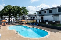 Building Photo - Bedford Hills