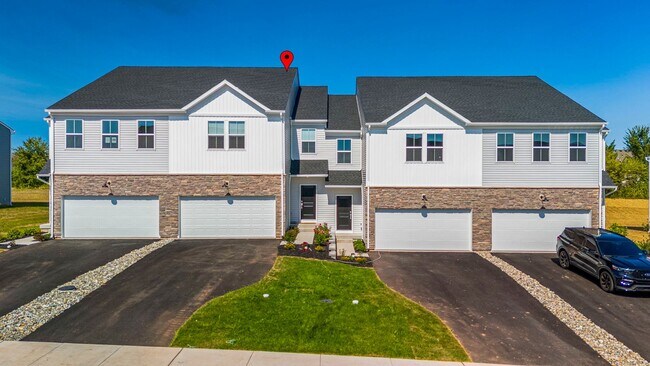 Primary Photo - Brand New - 4Bed, 2.5Bath Townhouse in Pot...