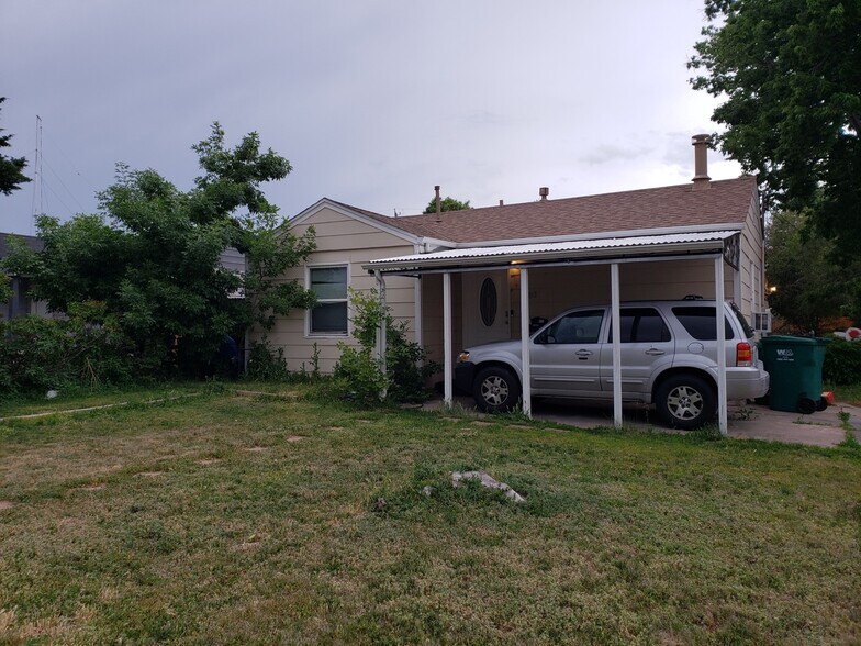 Building Photo - 1181 Newark St