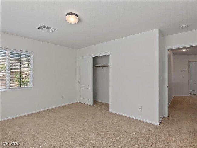 Building Photo - 4905 Apache Valley Ave