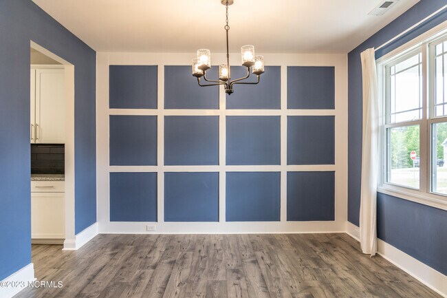 Building Photo - 176 Enfield Dr