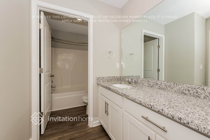 Building Photo - 1512 Ashgrove Pl