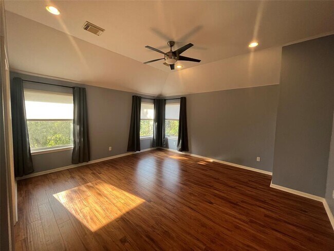 Building Photo - 8419 Sea Ash Cir