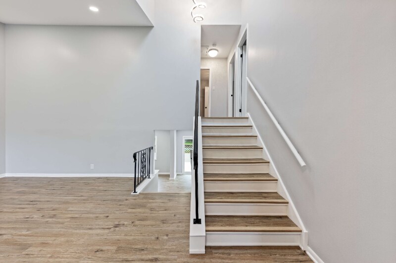 Building Photo - 13723 S Mallard Dr