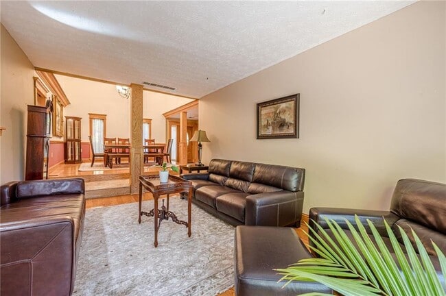 Building Photo - 435 Little Pines Ct