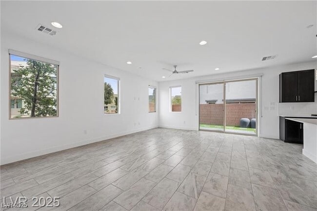 Building Photo - 11325 Gravitation Dr