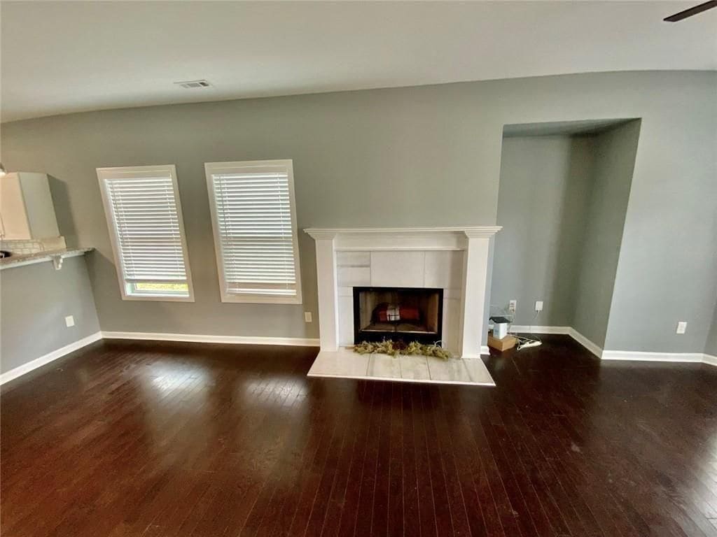 Building Photo - 294 SW Bass