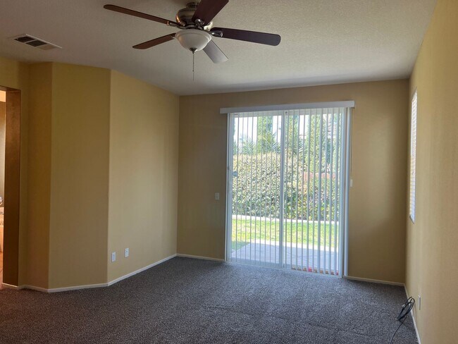 Building Photo - Beautiful home on cul-de-sac!!!