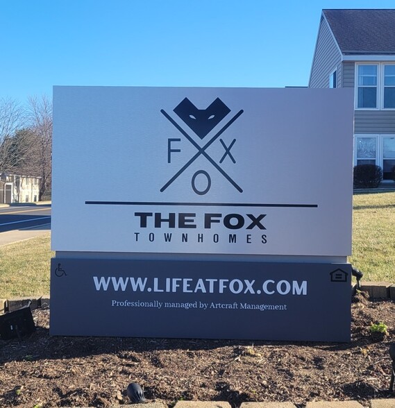 Primary Photo - The Fox Townhomes