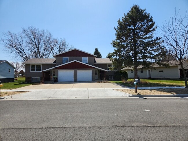 Building Photo - 631 Harrison St