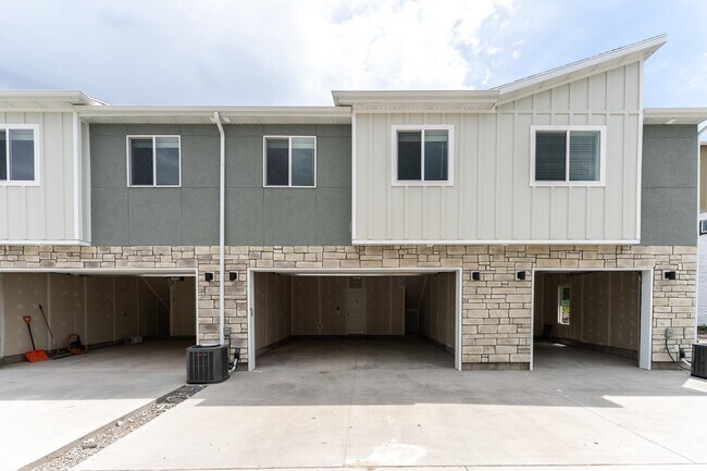Building Photo - 1918 S 1280 W