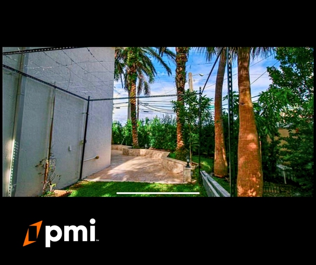 Building Photo - "Spacious 4-Bed, 3-Bath Retreat in Boynton Beach – 2,730 Sq. Ft. of Comfort!"