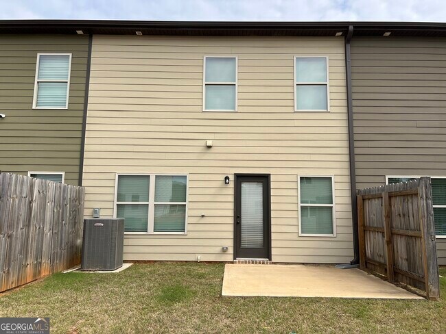 Building Photo - 130 Skipjack Ct