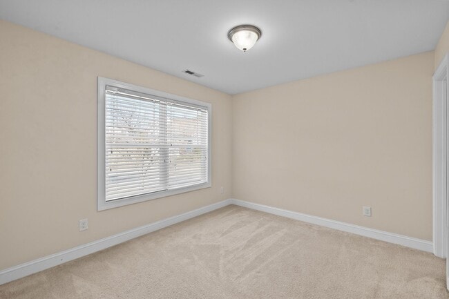 Building Photo - ***Beautiful Knightdale 4/2.5 W/ Private Pool***