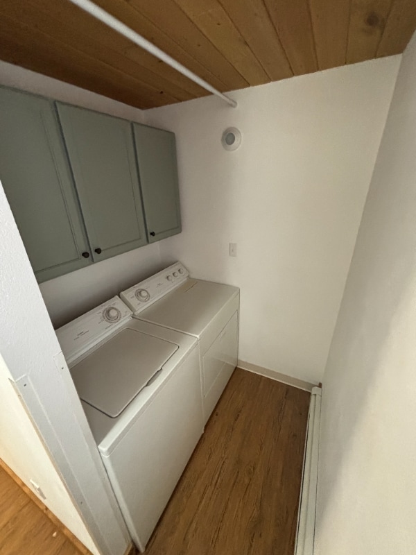 Building Photo - 207 Miles Ave