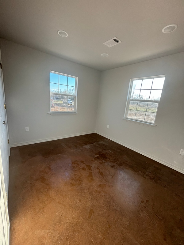 Building Photo - 198 Rustic Ln