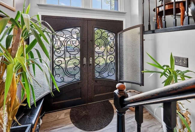 Building Photo - 14 Halo Ave