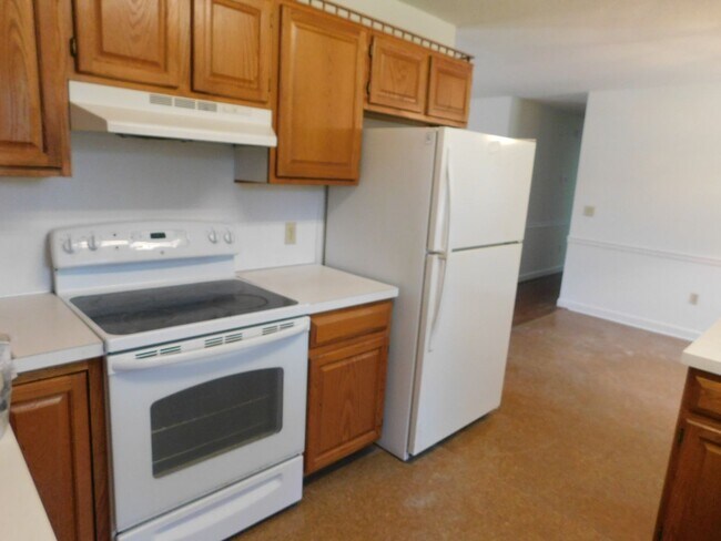 Building Photo - 3 bedroom 2 bath in Mt Hermon Subdivision