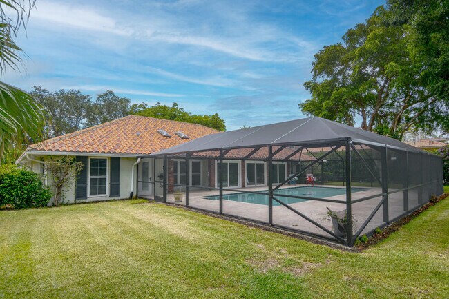 Building Photo - 3301 Embassy Dr
