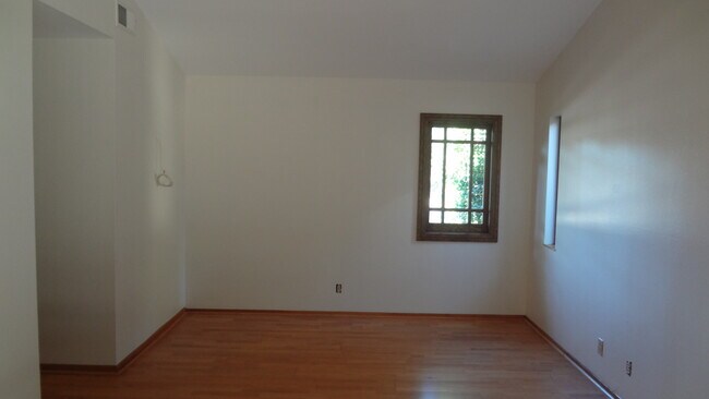 Building Photo - 18000 S Mountain Rd