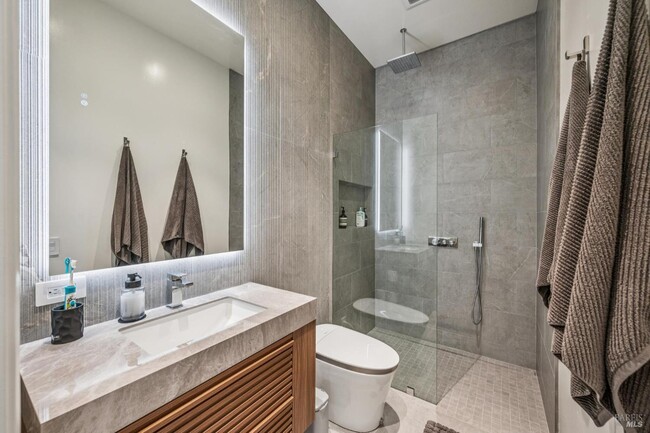 Building Photo - 138 Gilmartin Dr