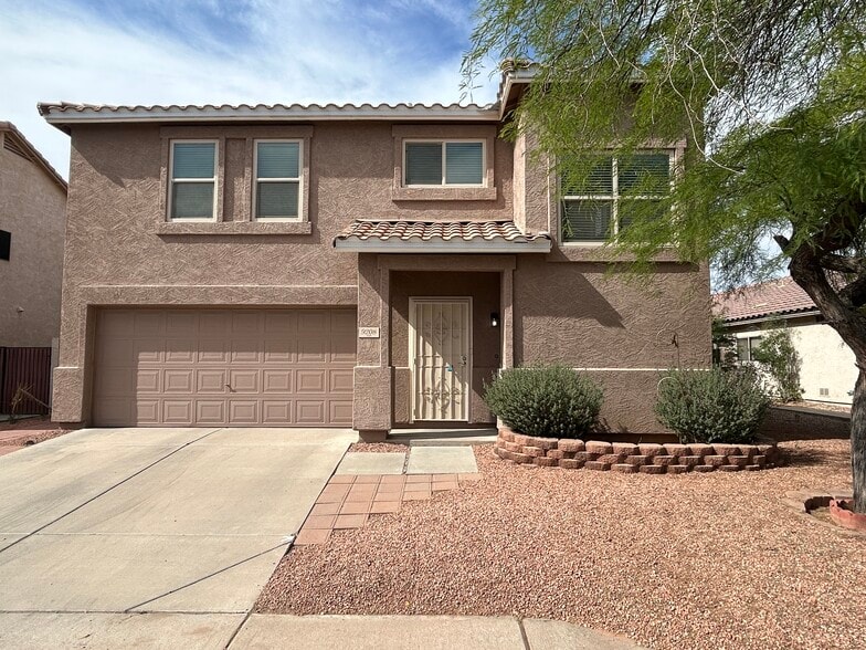 Building Photo - 9208 W Coolidge St