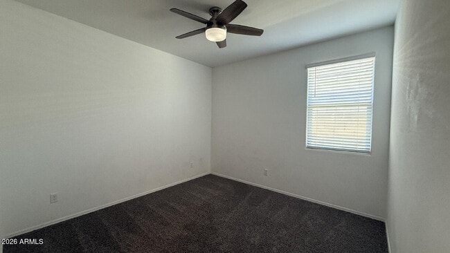 Building Photo - 1137 W Chimes Tower Dr