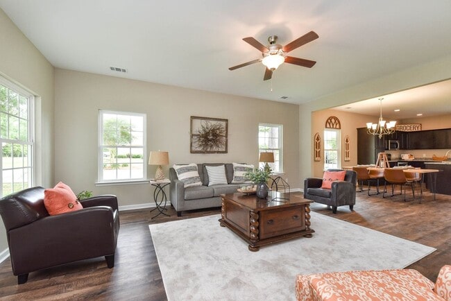 Building Photo - Coming Available!