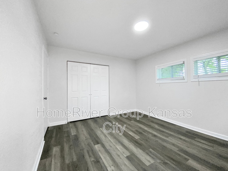 Building Photo - 11414 Corrington Ave