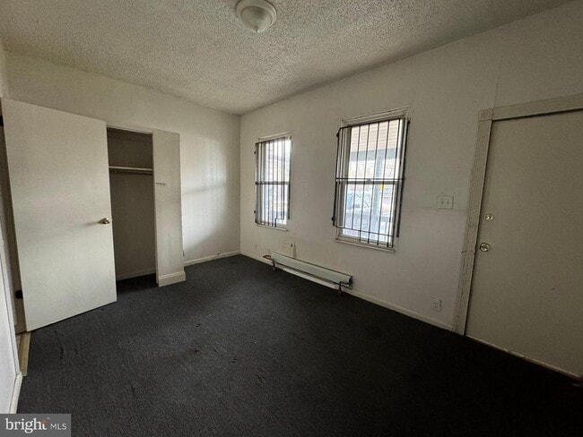 Building Photo - 1016 Pine St