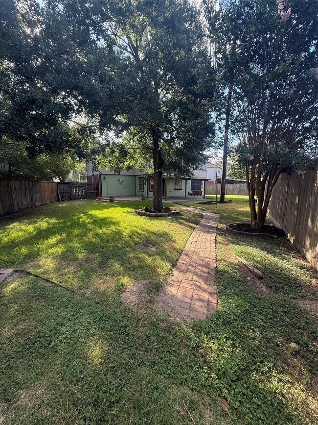 Building Photo - 20823 Camphor Tree Dr