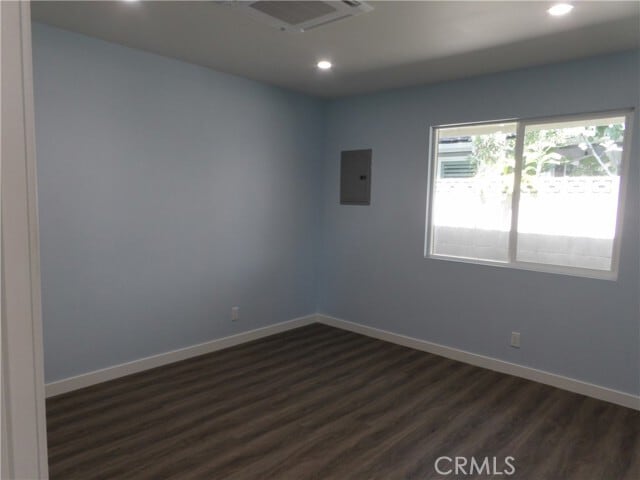 Building Photo - 2739 Burly Ave