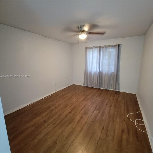 Building Photo - 711 SW 111th Way