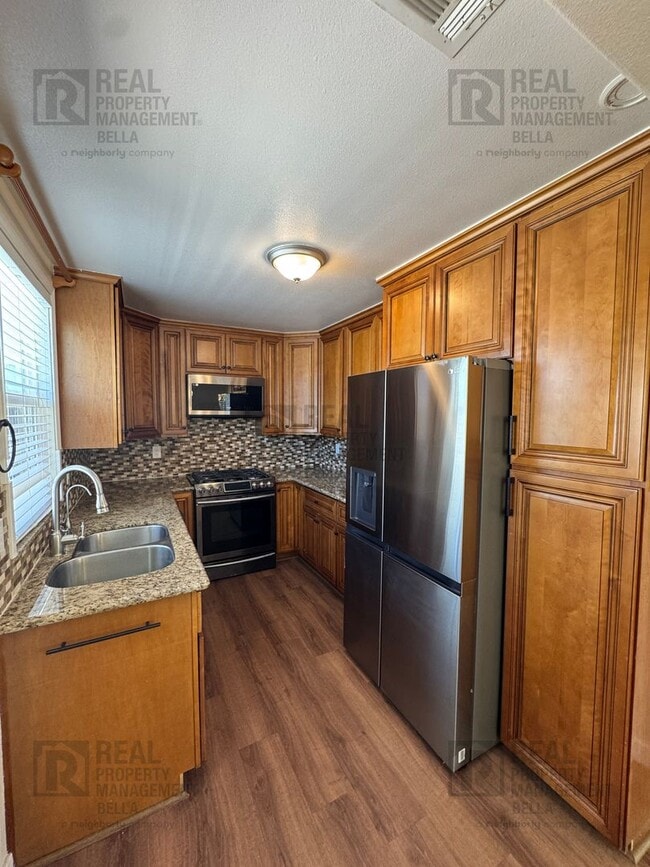 Building Photo - Charming, Updated, and Move-In Ready — A L...