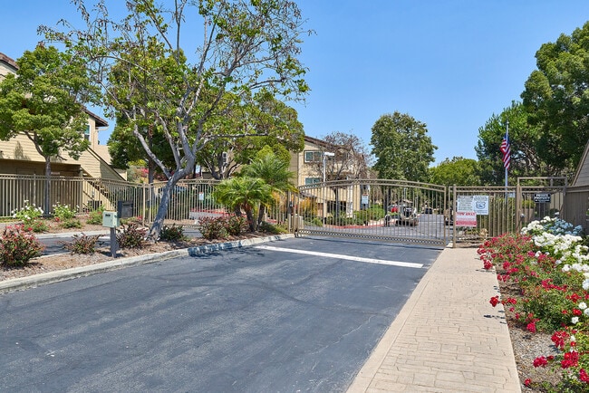 Building Photo - 5022 Los Morros Way