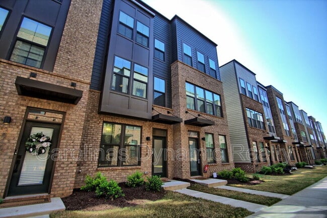 Building Photo - 3014 Terroir Ln