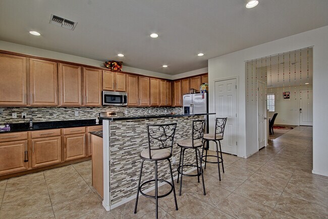 Building Photo - COMING SOON IN LAYTON LAKES!!!