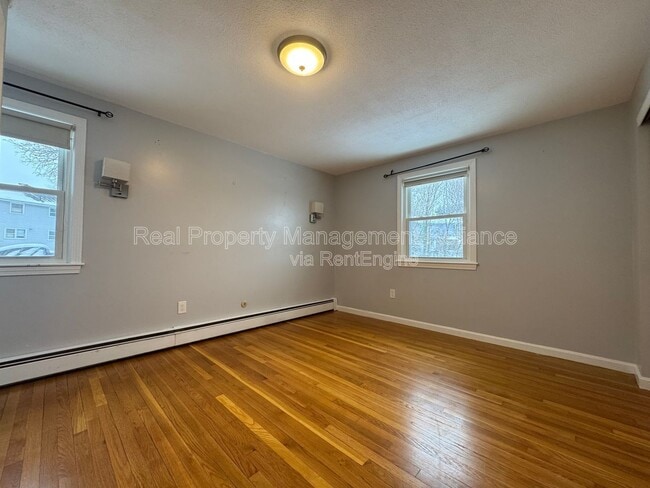 Building Photo - 30 Gables Cir