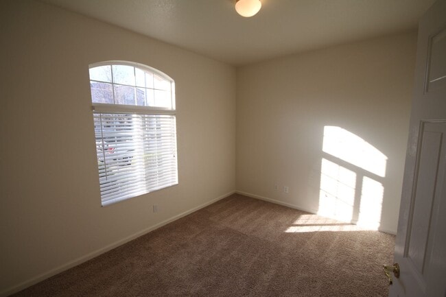 Building Photo - 3 bed | 2 bath | 1189 SF | 2 Car Garage | Single Story | Tenant pays $175 WS&G