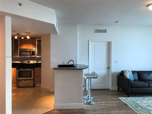 Building Photo - 7900 Harbor Island Dr