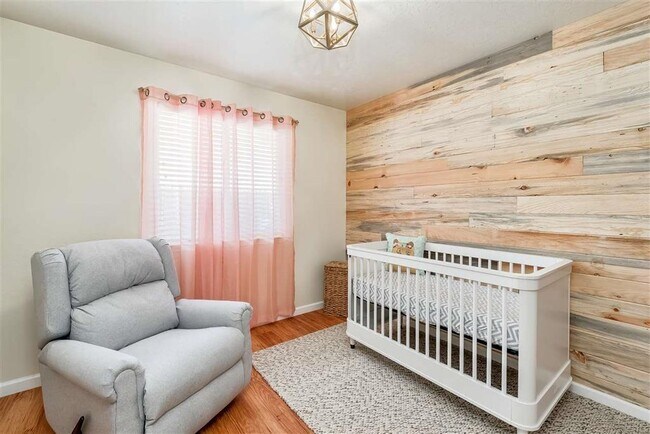 Building Photo - Cute Kuna home in the Farmhouse subdivision