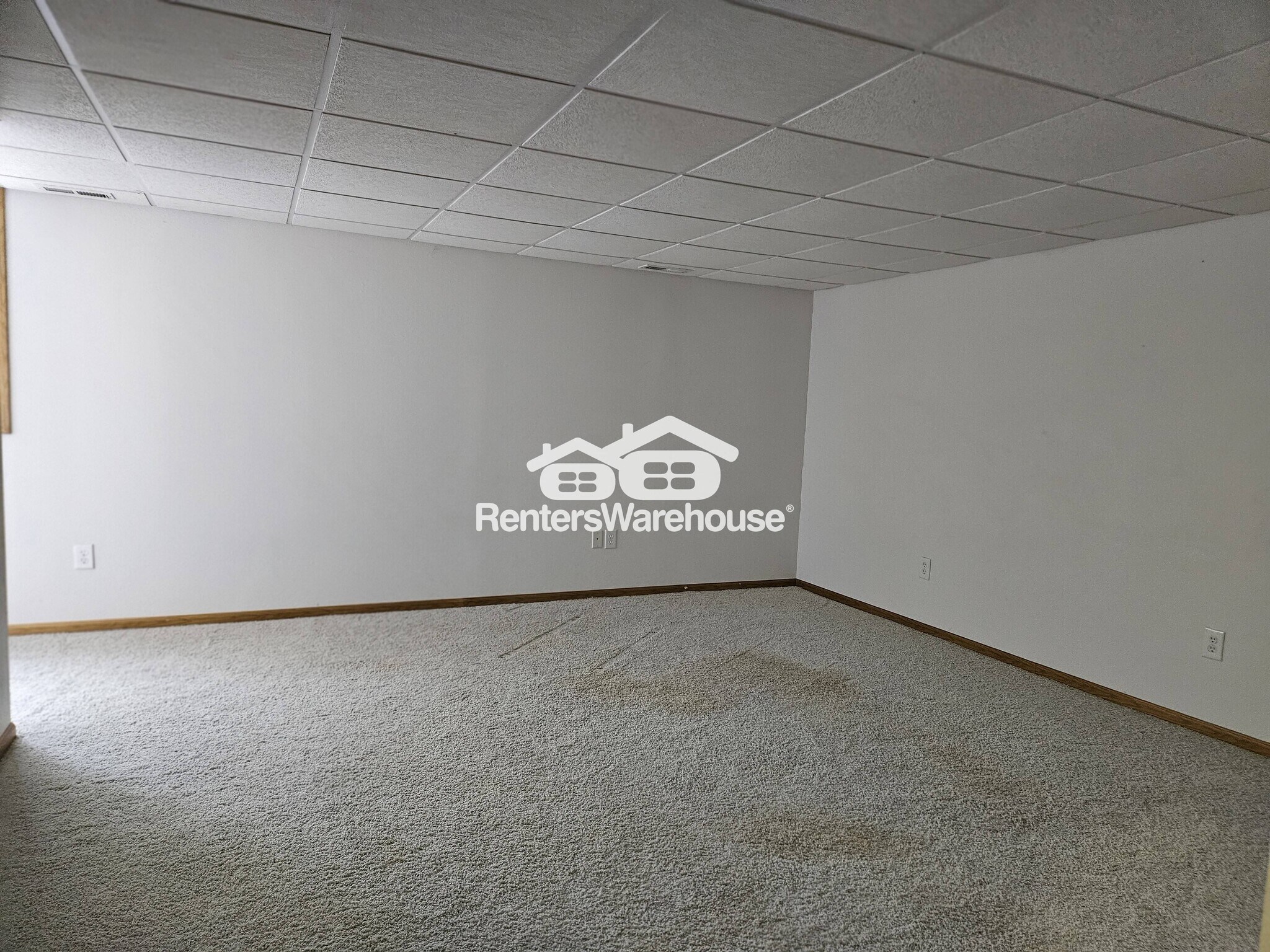 Building Photo - 1400 S 52nd St