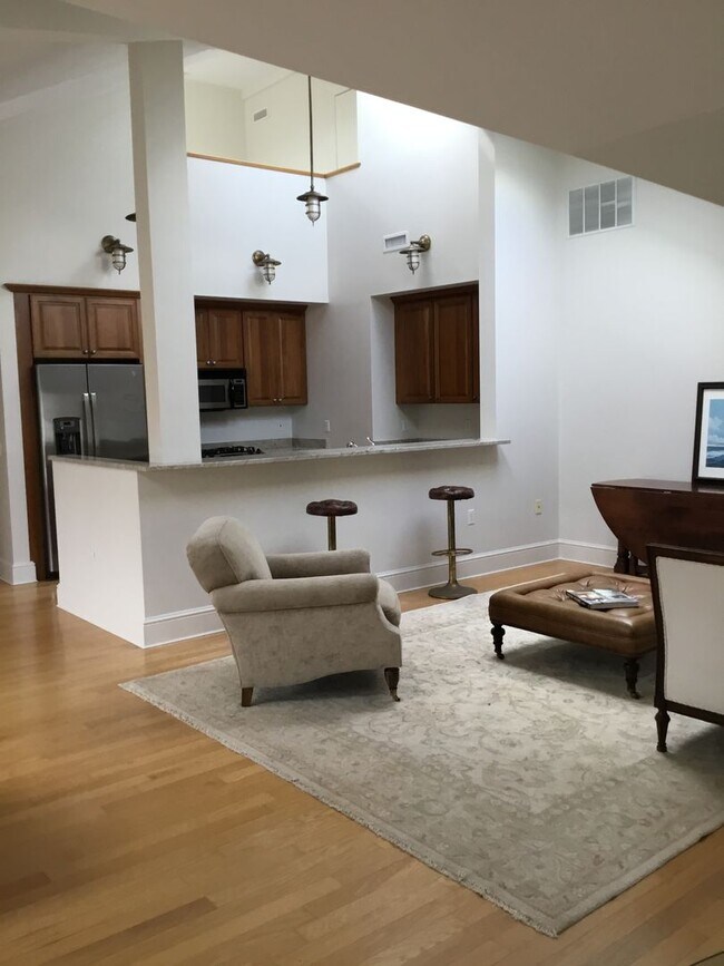 Building Photo - ***NEW TO MARKET*** Penthouse at Marblehead Highlands Condominium