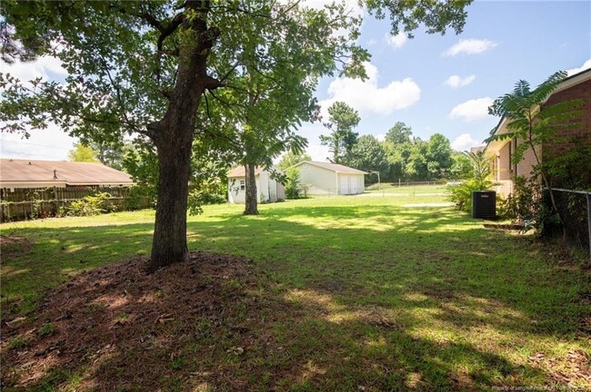 Building Photo - 4727 Friar Ave