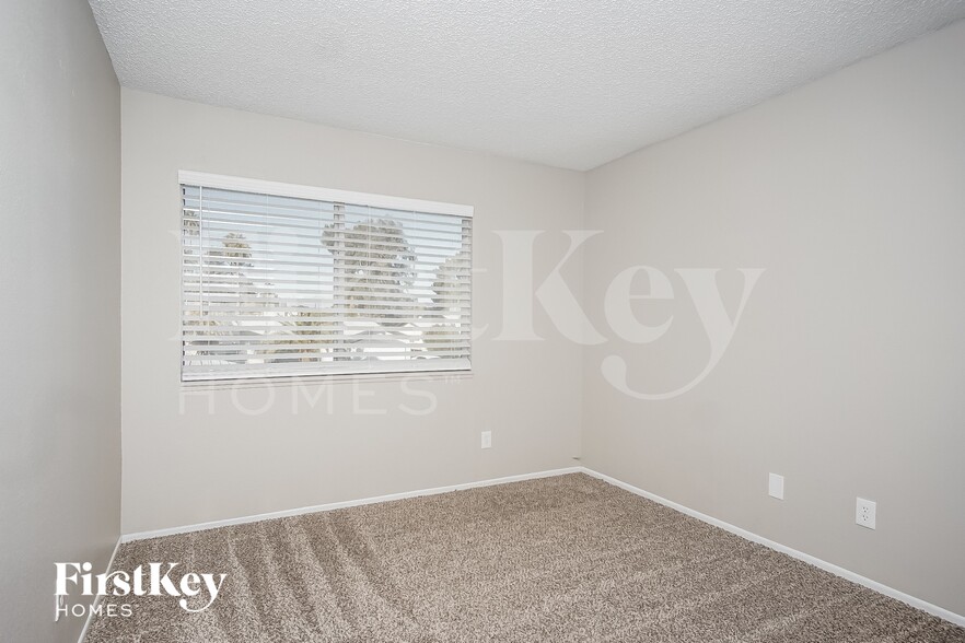 Building Photo - 2406 El Cid Ct