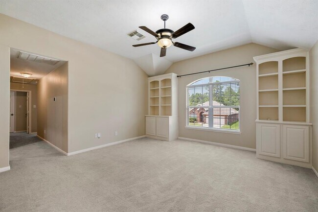 Building Photo - 6911 Autumn Rain Ln