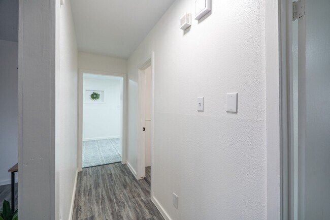 Building Photo - 4901 Richfield Ln