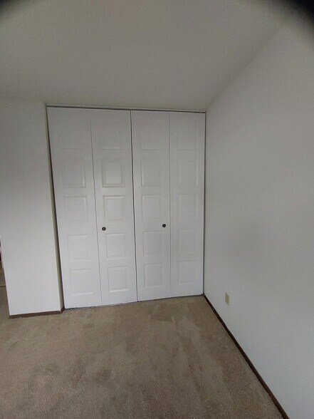 Building Photo - 519 Sunnyslope Dr