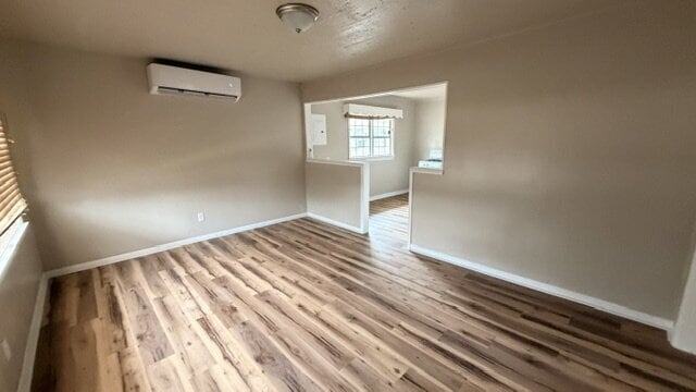 Building Photo - Cozy South OKC Charm: Your Next Sweet Home